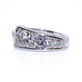 Antique jewelry - Art Deco Diamond Asymmetrical Ring