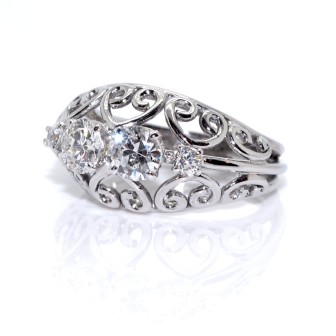 Engagement rings - Vintage Diamond Ring